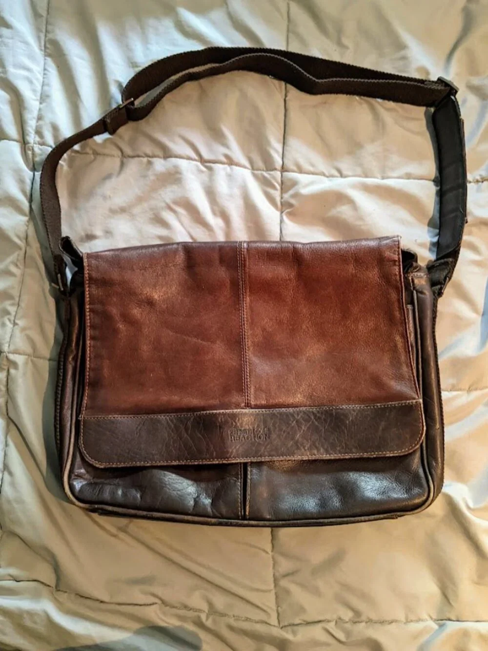 Kenneth Cole Reaction Brown Leather Messenger Laptop Bag Crossbody Briefcase